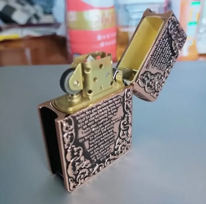 Бензиновая зажигалка Zorro «The Holy Bible» (Святое Письмо) – Коллекционное издание