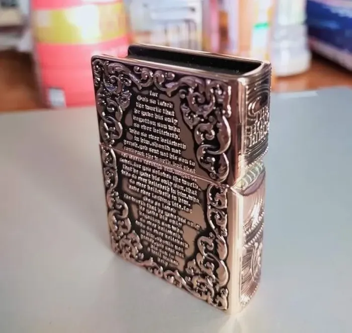 Бензиновая зажигалка Zorro «The Holy Bible» (Святое Письмо) – Коллекционное издание