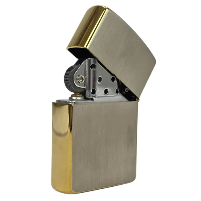 Бензинова запальничка Zorro Ultimate Justice Limited Edition, Brushed Gold/Silver