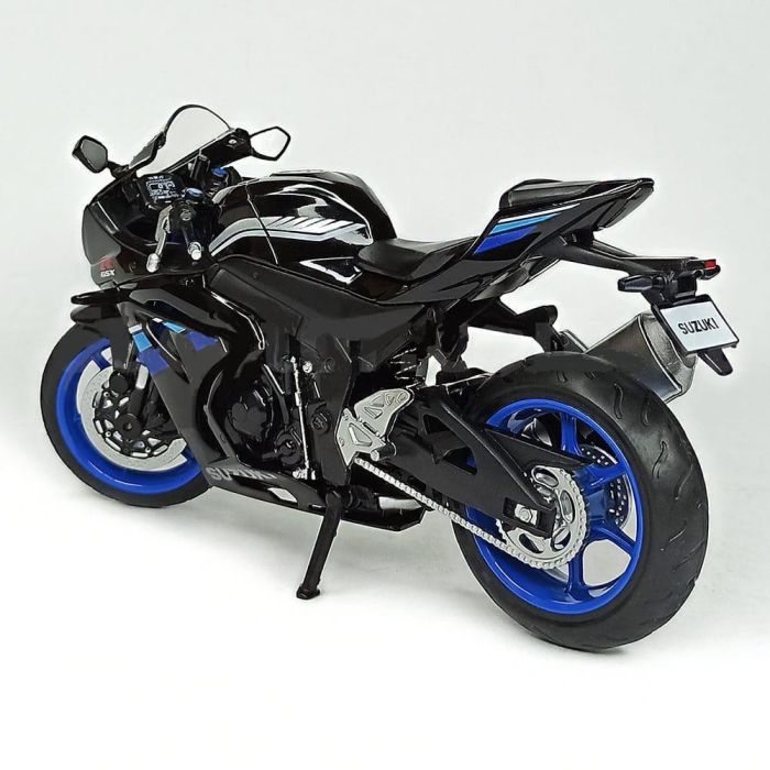 Коллекционная масштабная модель мотоцикла Suzuki GSX-R1000 (1:12) от CCA