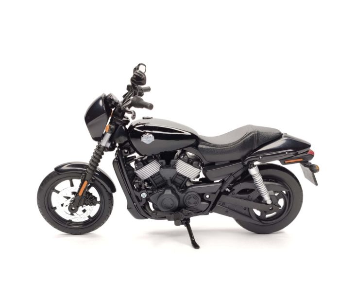 Масштабная модель мотоцикла Maisto Harley-Davidson Street 750 (2015) - 1:12