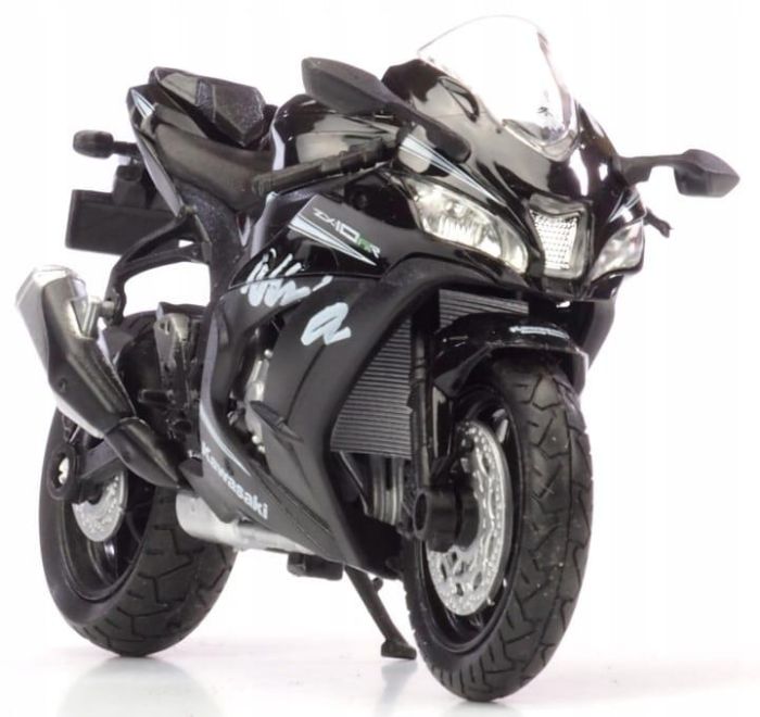 Коллекционная модель мотоцикла Welly 2017 Kawasaki Ninja ZX-10RR (1:18)