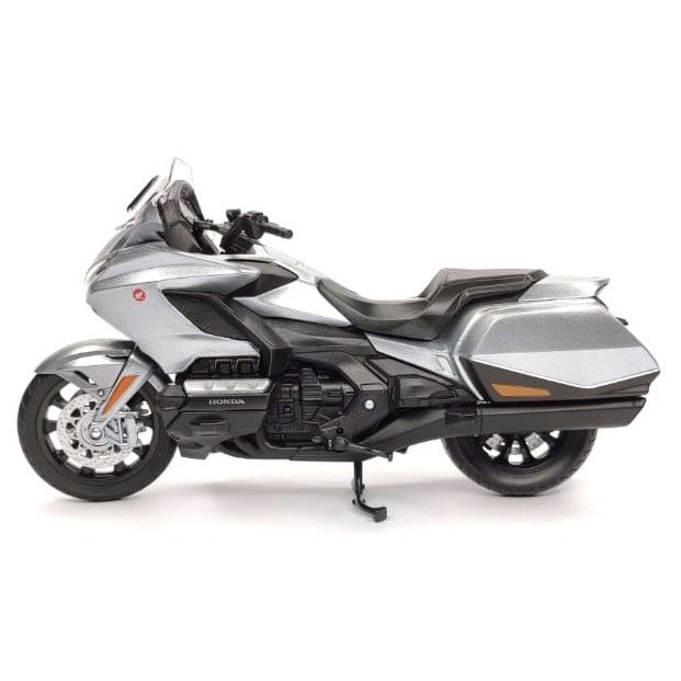 Коллекционная модель мотоцикла Honda Goldwing (Welly) - Масштаб 1:12