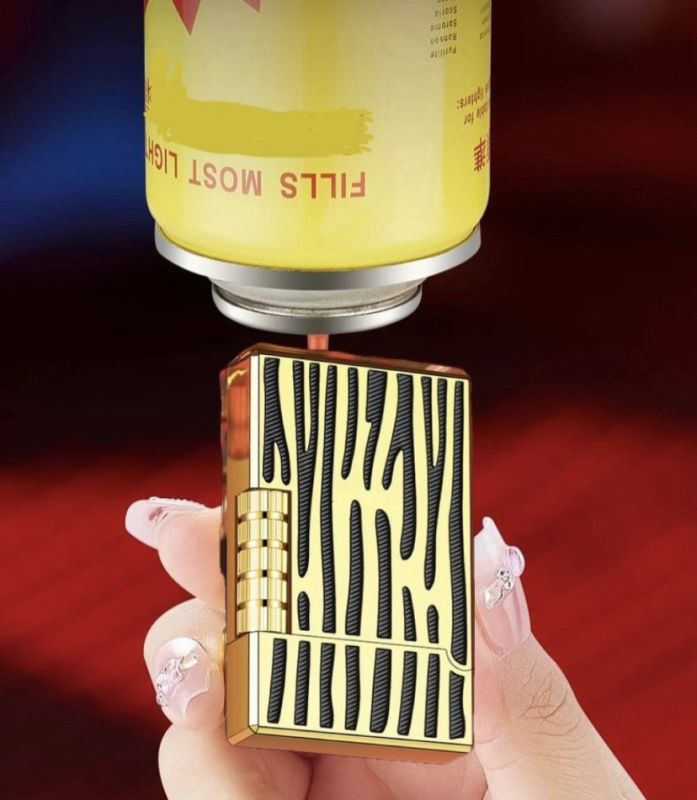 Элегантная газовая зажигалка Classic Lighter с фирменным кликом (Black/Gold)